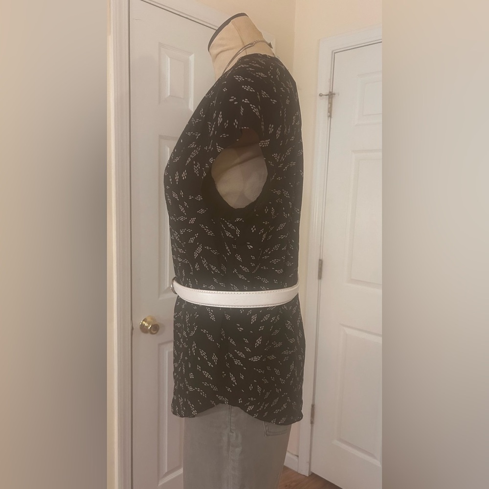 •SALE•(2)Monday Fun/Size M Brand New Dress Tops- NWT. - Picture 8 of 11